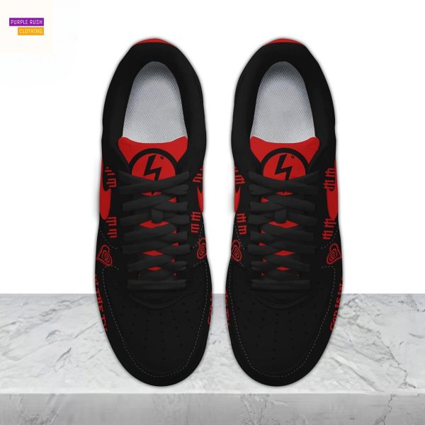 Marilyn Manson God Is In The TV Air Force 1